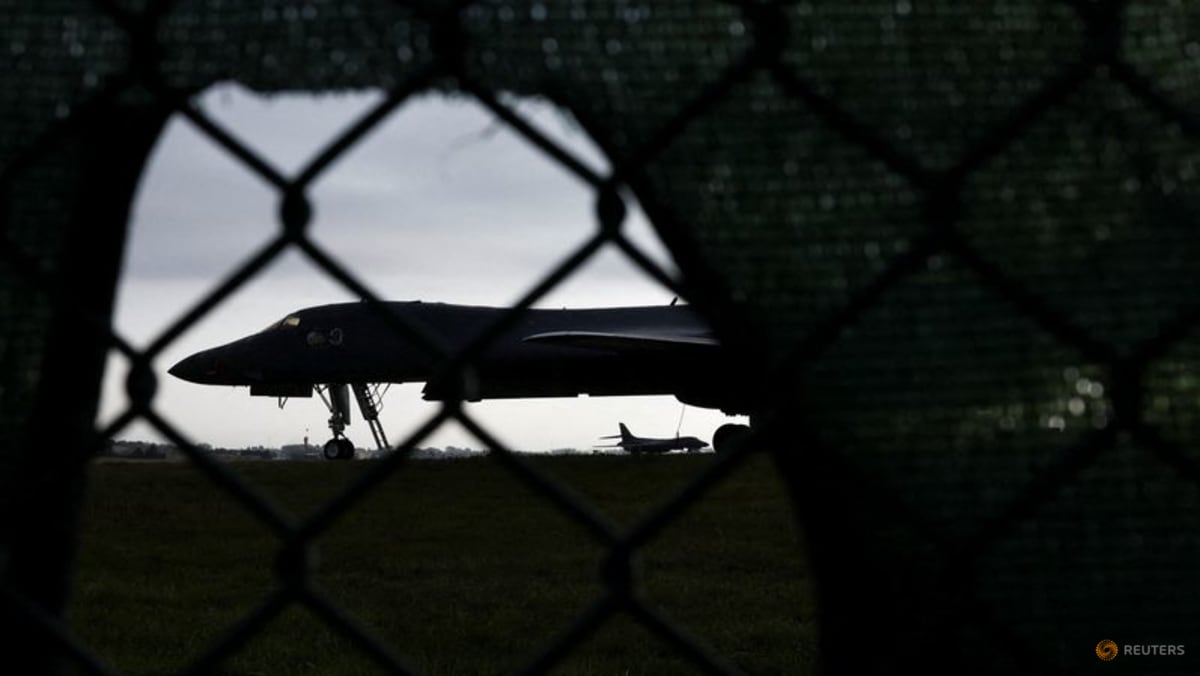 US removes B-1 bombers from UK base amid security concerns