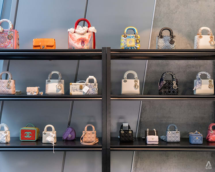Serpent clutch, 15-carat diamond: First look at forfeited luxury goods from S$3b money laundering case Serpent clutch, 15-carat diamond: First look at forfeited luxury goods from S$3b money laundering case