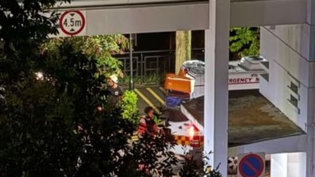 男子加冷河上挣扎呼救 获救上岸时已不省人事