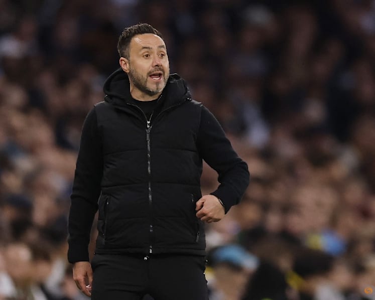 Job not over, says De Zerbi, as Tottenham head to Chelsea with survival close