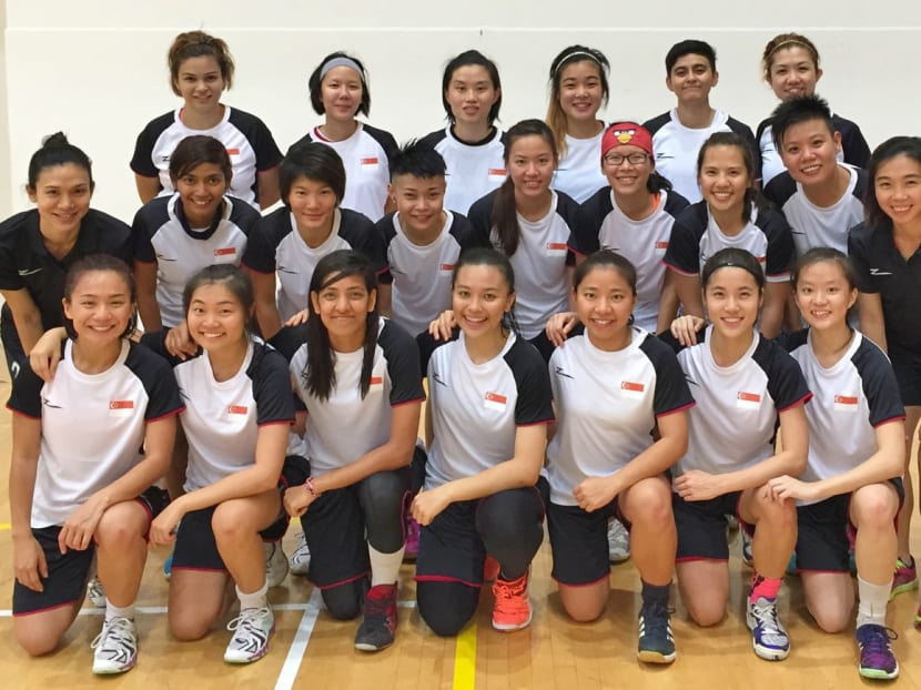 Mother of three to make floorball debut for S’pore
