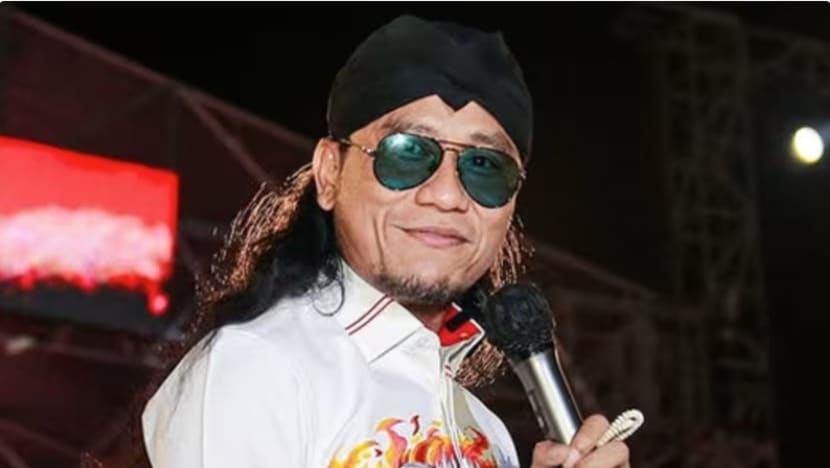 Prabowo’s special envoy Gus Miftah resigns after uproar over him calling street vendor ‘stupid’ Prabowo’s special envoy Gus Miftah resigns after uproar over him calling street vendor ‘stupid’