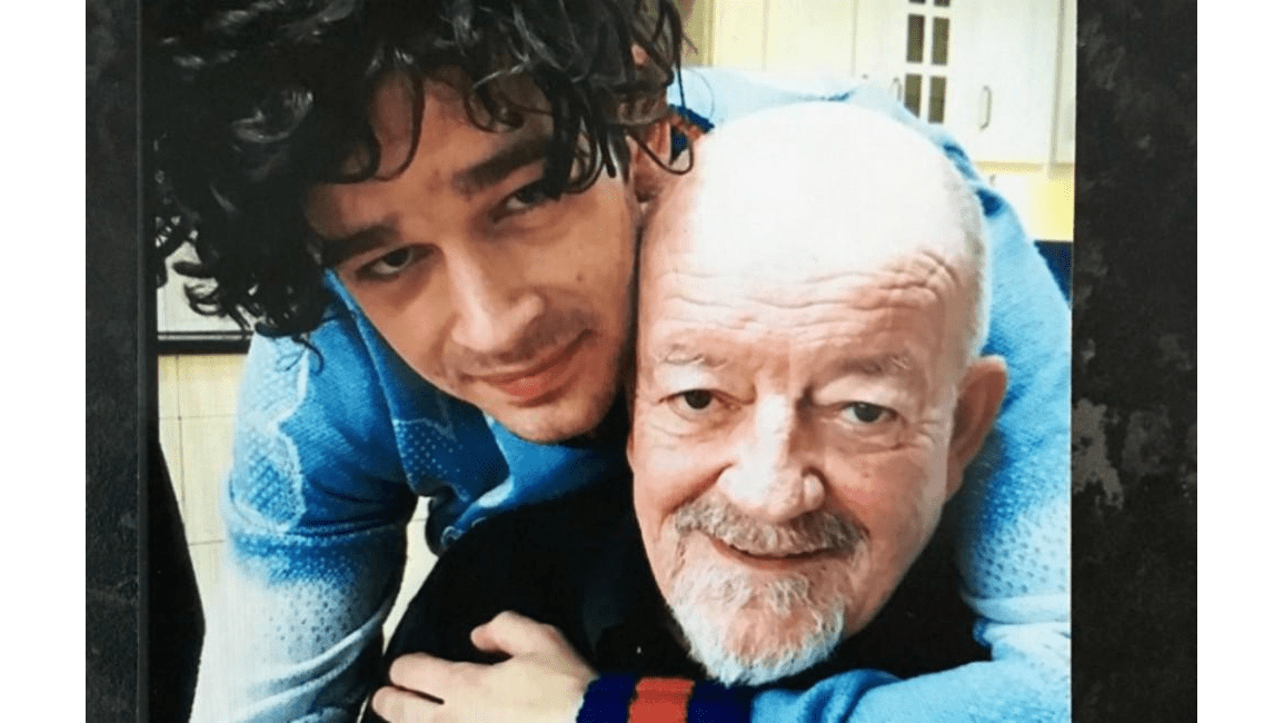 matty-healy-records-song-with-his-dad-8days