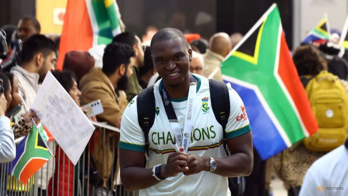 Another quick bowler out of South Africa team to take on Australia