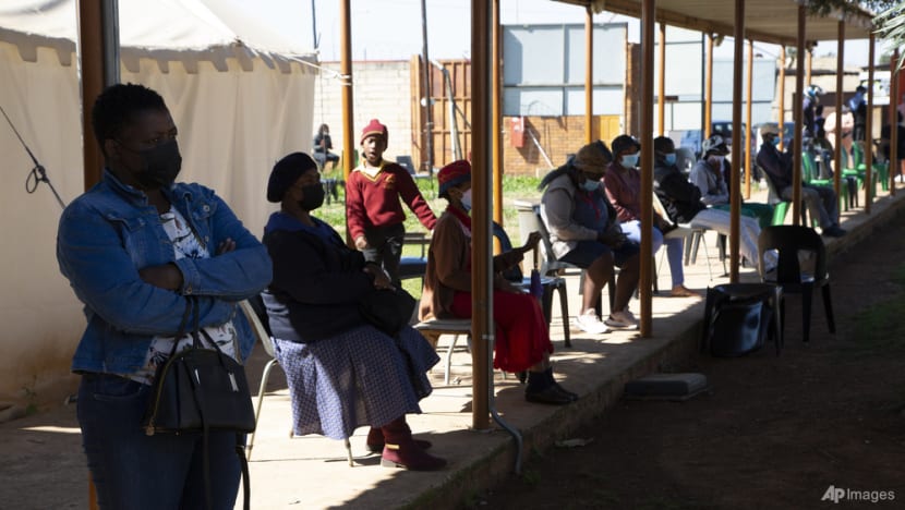 South Africa in new surge of COVID-19 from variants of Omicron