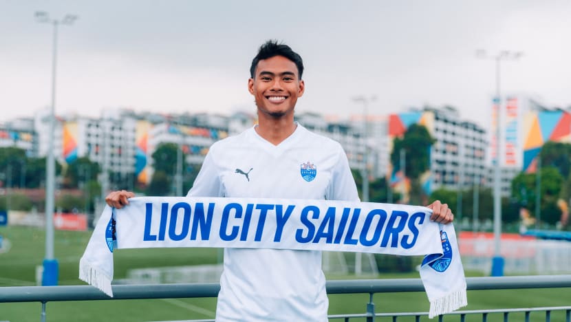 Lion City Sailors kukuhkan barisan pertahanan dengan bakat tempatan, Akram Azman Lion City Sailors kukuhkan barisan pertahanan dengan bakat tempatan, Akram Azman