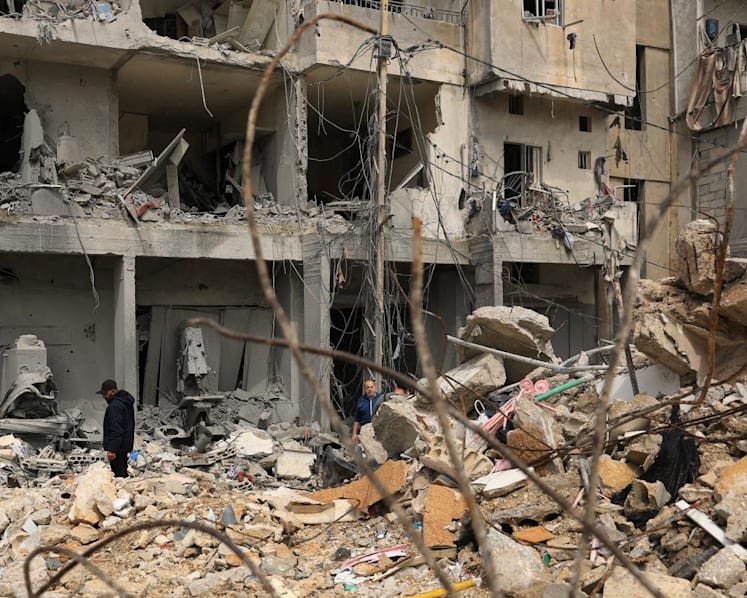 Israel renews strikes on Lebanon, forces Syria border crossing to close