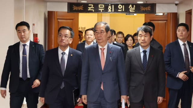 韩国总理：理解人民担忧现有局势 誓言竭尽所能为民服务