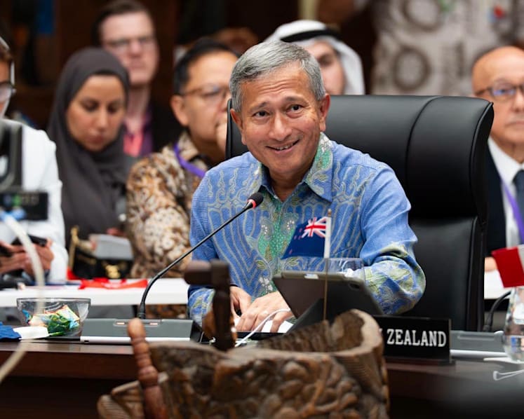 Vivian Balakrishnan floats idea of Pacific power grid linked to Australia