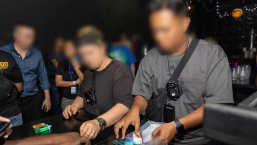195 orang diberkas atas kesalahan berkait vape di beberapa pusat hiburan awam