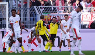 Dortmund concede first league goal since August in Leipzig draw