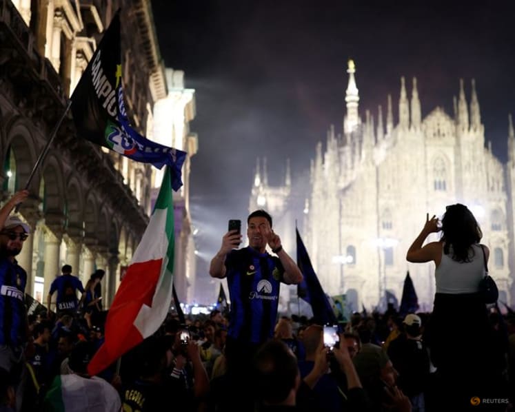 Fireworks in Milan as Inter reclaim Serie A throne