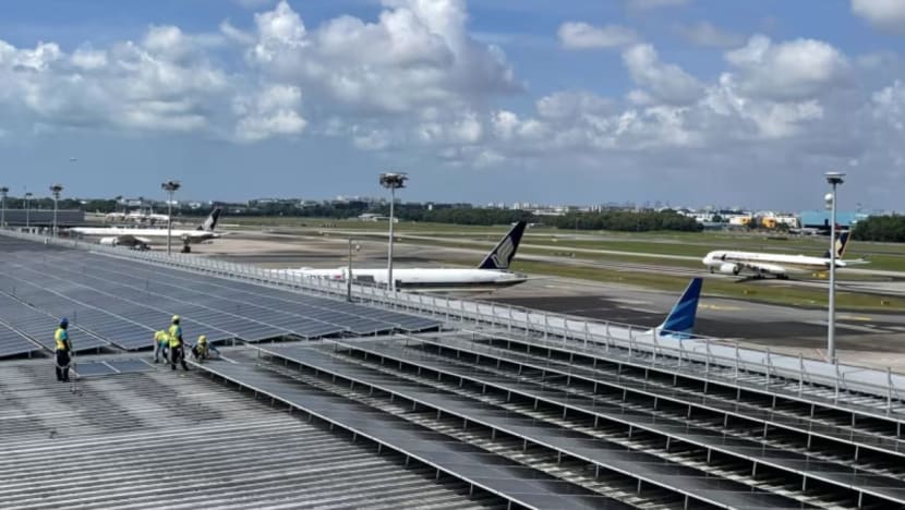 Hampir semua bumbung Lapangan Terbang Changi dipasang panel suria jelang 2025 Hampir semua bumbung Lapangan Terbang Changi dipasang panel suria jelang 2025