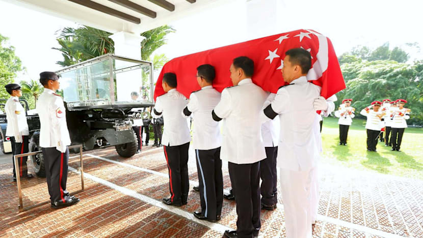 Loyal staff give Mr Lee Kuan Yew final send-off