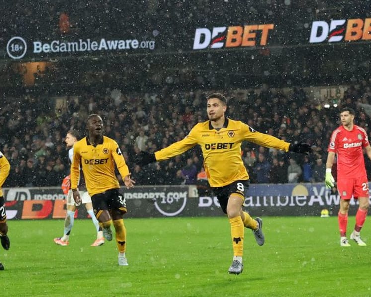 Wolves avoid unwanted record with 2-0 win over local rivals Villa