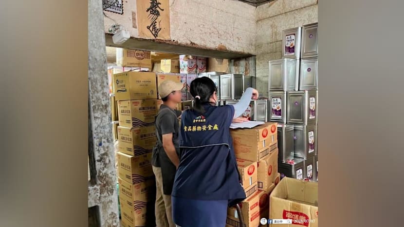 Taiwan’s tainted oil recall widens to more than 400 products as political row grows Taiwan’s tainted oil recall widens to more than 400 products as political row grows