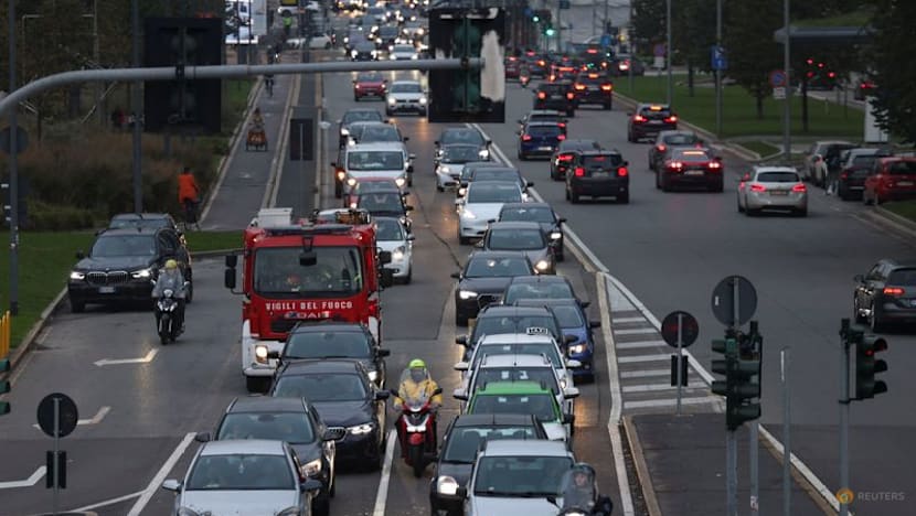 Italy's new car sales down 2.12% in 2025 as Chinese brands gain market share