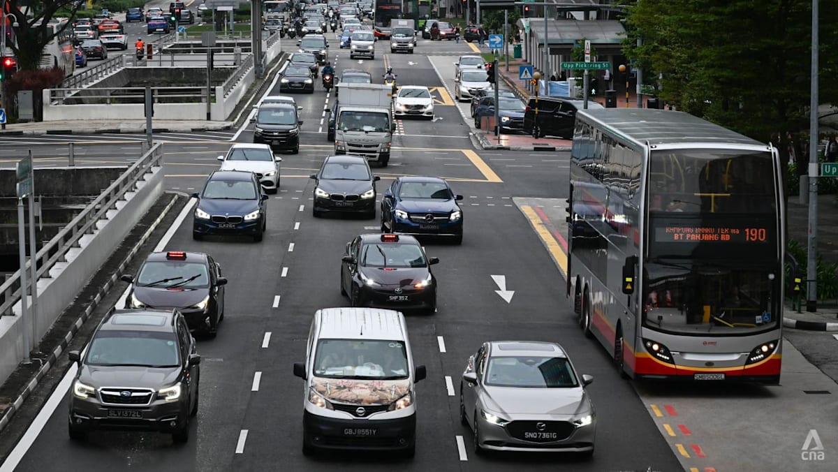 Class 3, 3A licence holders to be allowed to drive heavier electric light goods vehicles, electric small buses