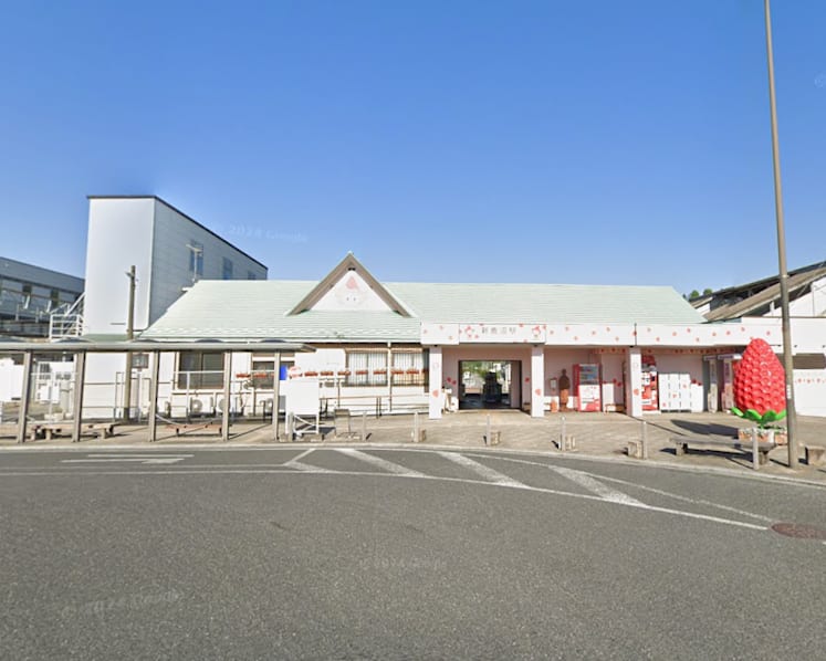 Four workers hit by train in Japan