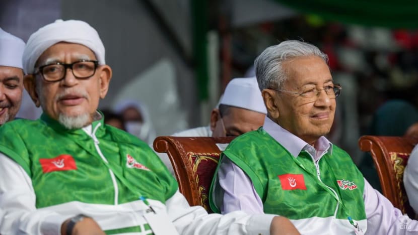 Mahathir denies hand in alleged ‘Dubai Move’ to topple government; PAS chief claims no need to ‘shop’ for support Mahathir denies hand in alleged ‘Dubai Move’ to topple government; PAS chief claims no need to ‘shop’ for support