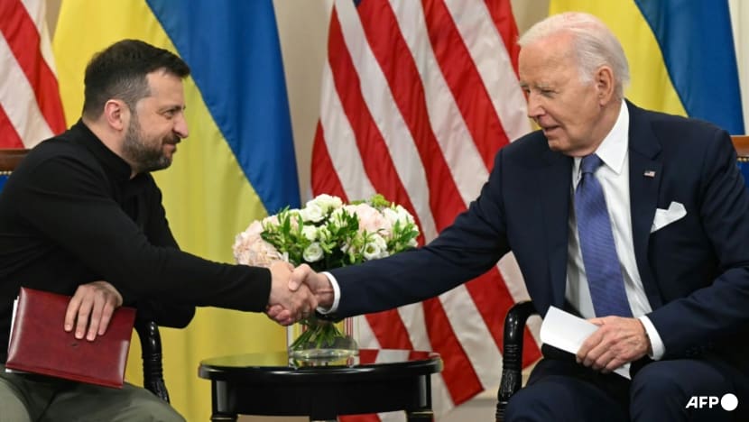 US to discuss war strategy with Zelenskyy, prepare support package this month