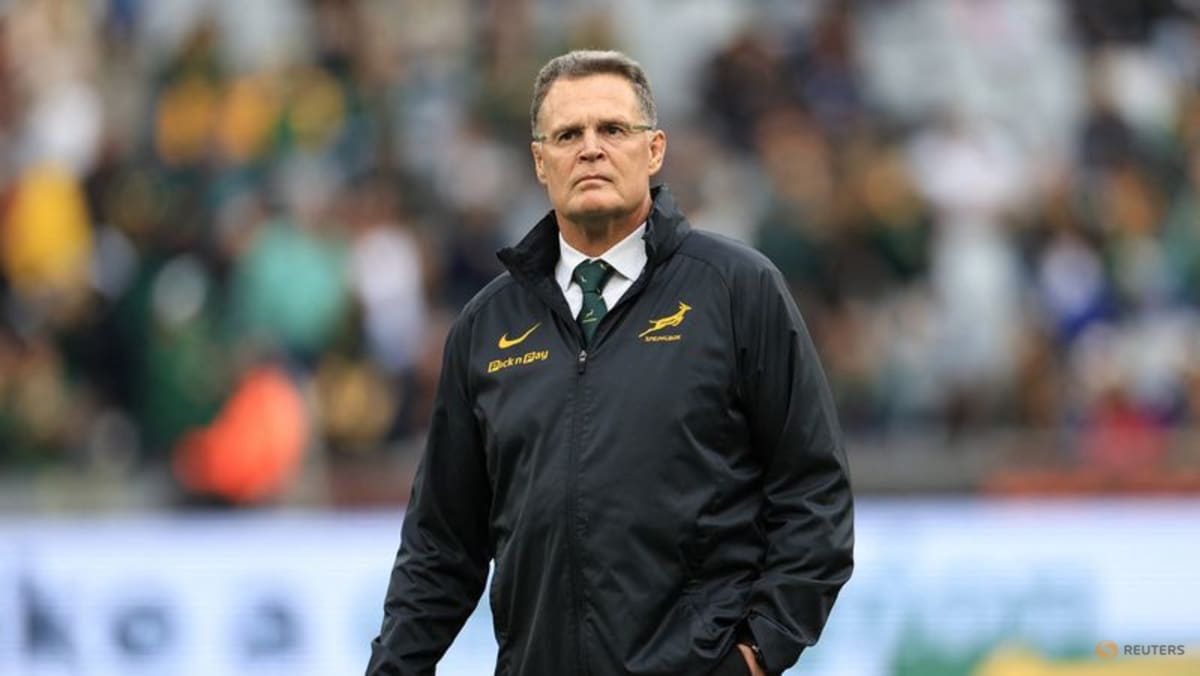 Irate Erasmus rubbishes Rennie’s ‘walking around’ claims at scrums
