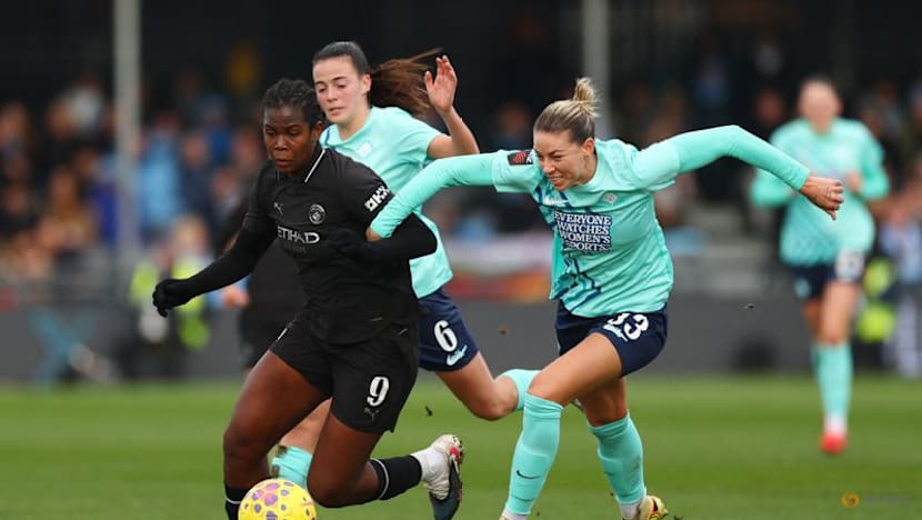 Man City go nine points clear in WSL after 2-1 win over London City