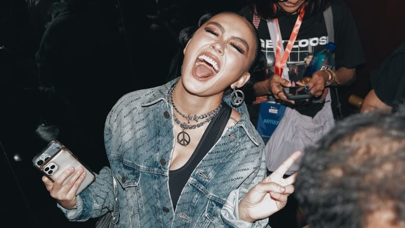 Agnez Mo menang kasasi lawan Ari Bias, denda Rp1,5 M gugur