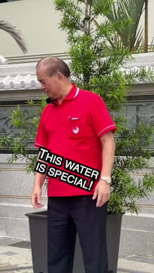 We left water under the sun during Dragon Boat Festival because the internet said it would become "holy water" 👀 #8dayssg #8dayssgtrending #sgtiktok #fypsg #dragonboatfestival 