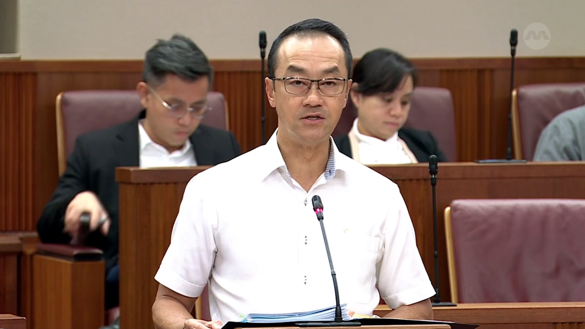 Senior Minister of State Koh Poh Koon resigns for 'family reasons'
