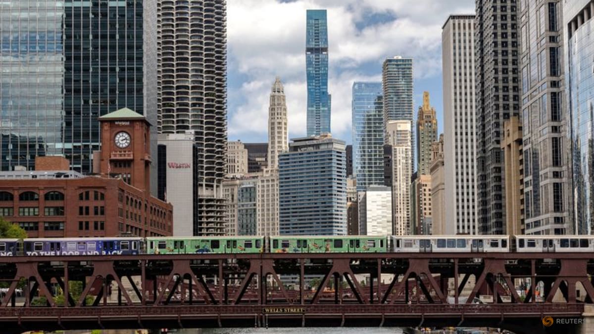 Trump says he’s committed to sending National Guard troops to Chicago