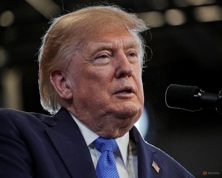 Trump threatens to bomb Oman if it gets in way of Iran deal: Report