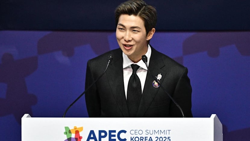 Di podium APEC, RM BTS serukan dukungan untuk seniman dan inovasi: 'K-pop itu seperti bibimbap'