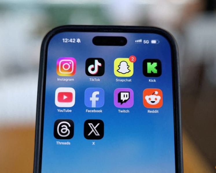 Polish ruling party plans social-media ban for children under 15