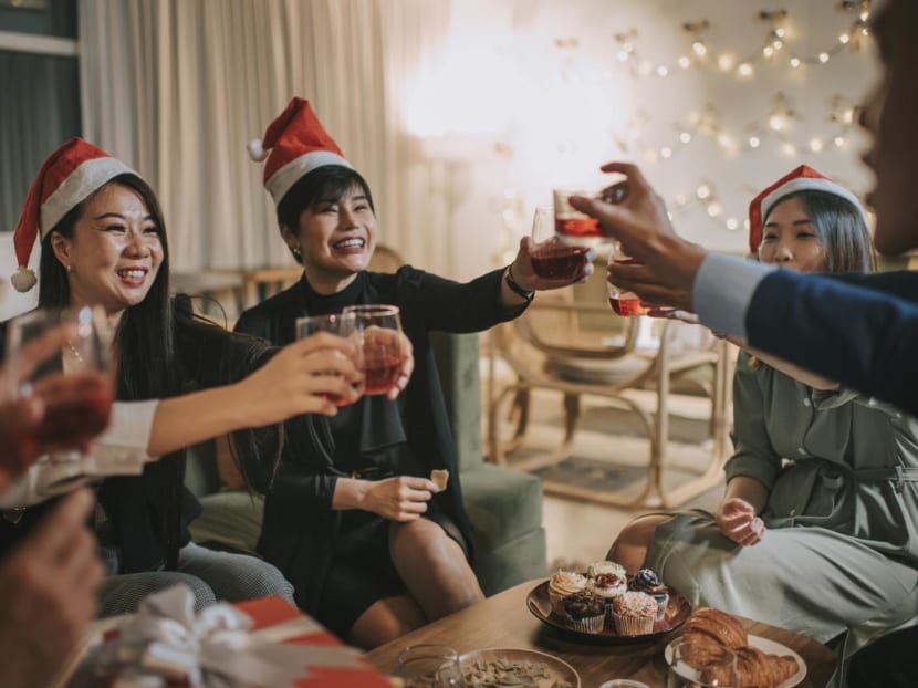 The new etiquette guide to post pandemic-era parties: Who to invite, who to gift, what to bring