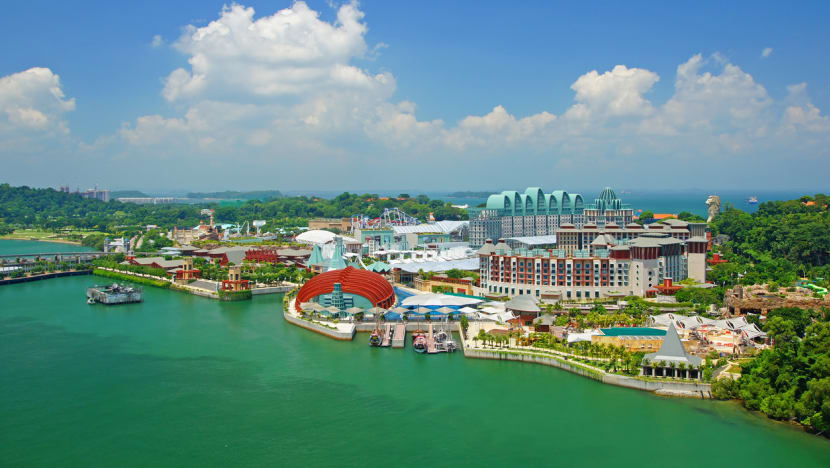 Man accused of molesting two 15-year-old girls in Sentosa wave pool Man accused of molesting two 15-year-old girls in Sentosa wave pool