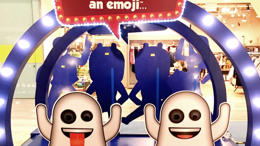 Say it with a smiley: More prefer to express feelings via emojis instead of phone calls, study finds