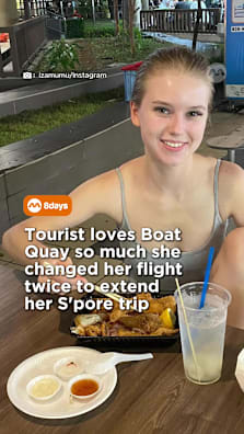 According to her daughter, her mum even declined to stay with her as it was too far Boat Quay #8dayssg #8dayssgtrending #boatquay #tourist #holiday 