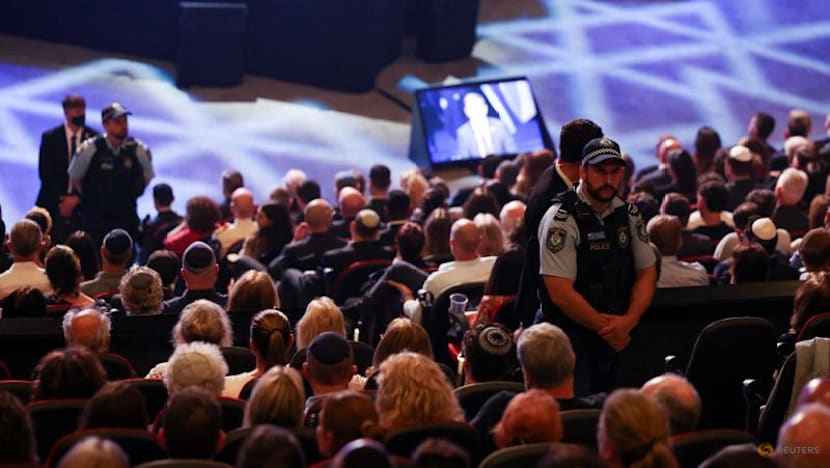 Australian leaders urge calm after Sydney clashes during Israeli President Herzog's visit