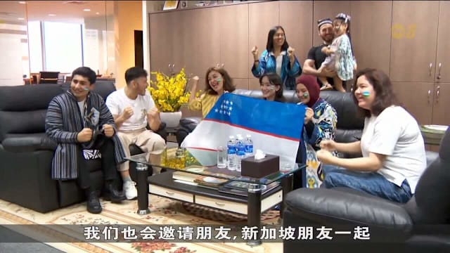 本地侨民为世界杯新军呐喊助威