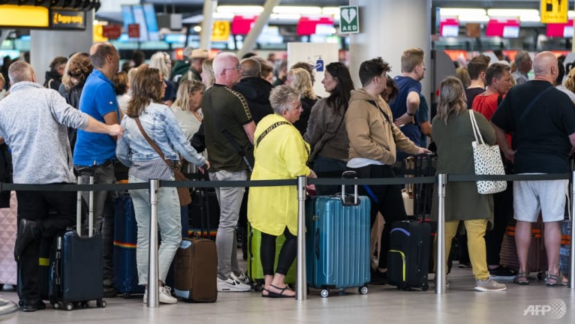 CNA Explains: Airport chaos around the world and how to avoid it CNA Explains: Airport chaos around the world and how to avoid it