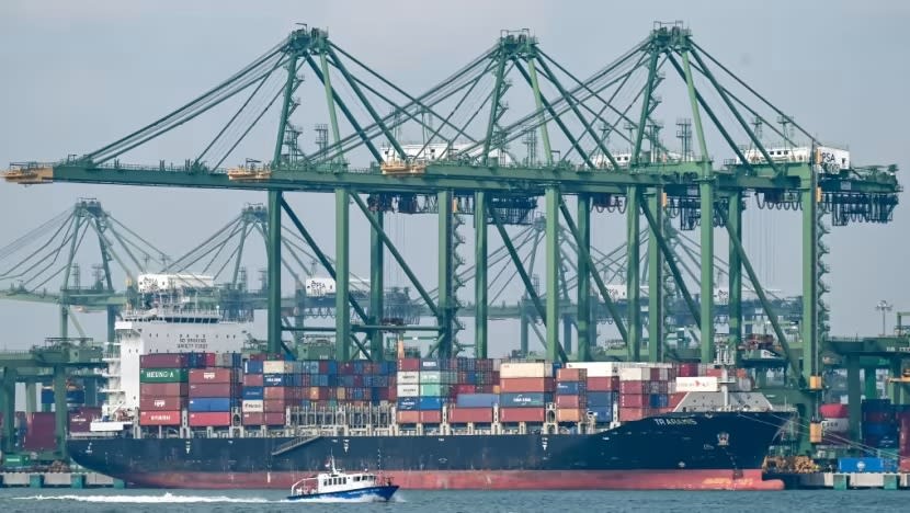 Export SG turun 14.6% pada Nov; kuncup buat bulan kedua berturut-turut Export SG turun 14.6% pada Nov; kuncup buat bulan kedua berturut-turut