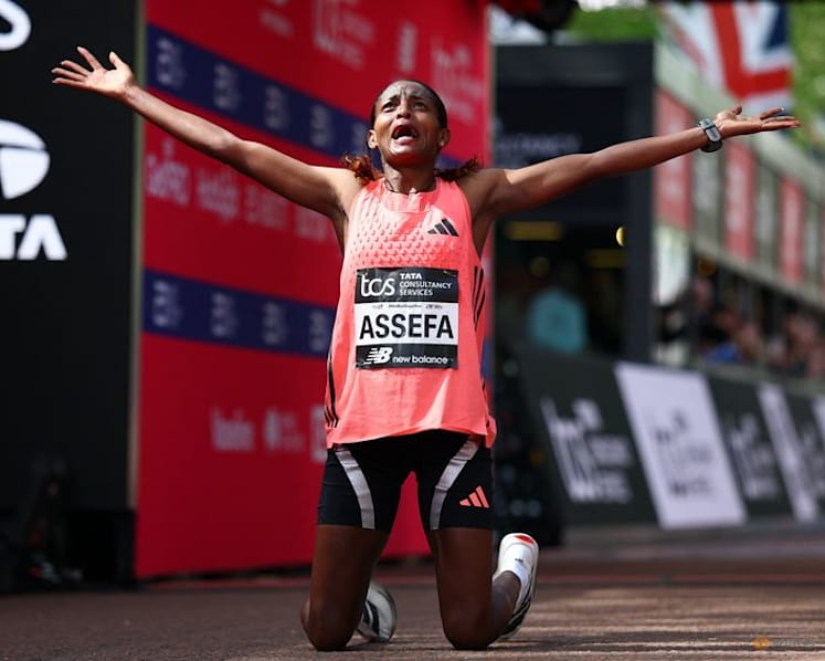 Ethiopia's Assefa breaks own world record at London Marathon