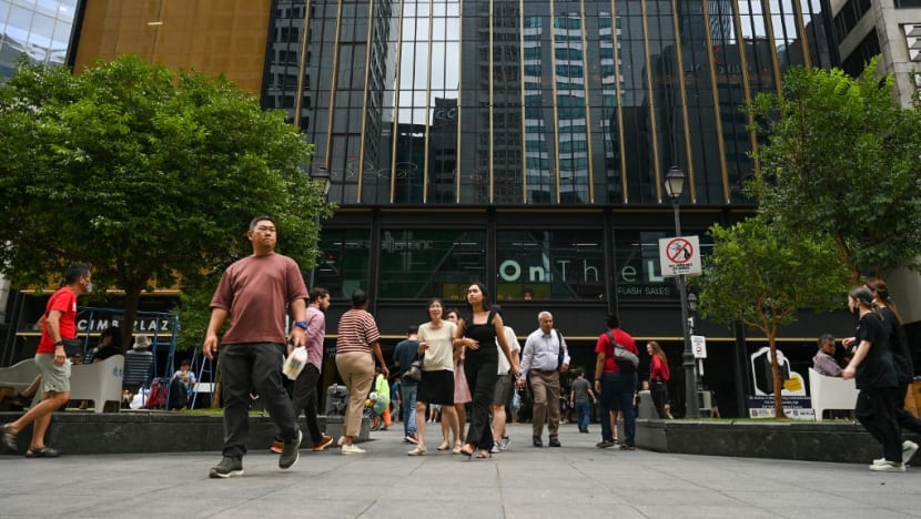 Real incomes rebounded in 2024 after declining the year before, MOM says
