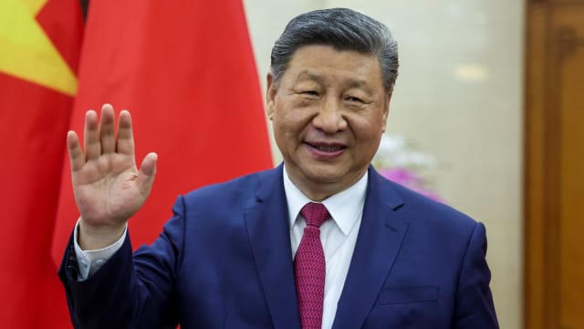 中越签署45份合作协议 习近平：两国应反对单边霸凌
