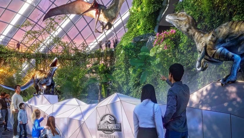 Life-Sized Dinosaurs Will Take Over Gardens By The Bay At Jurassic World: The Experience, Coming End-May Life-Sized Dinosaurs Will Take Over Gardens By The Bay At Jurassic World: The Experience, Coming End-May