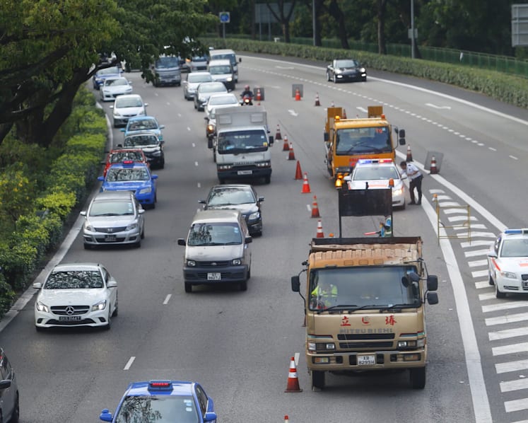 Two lanes along PIE closed after new oil spill