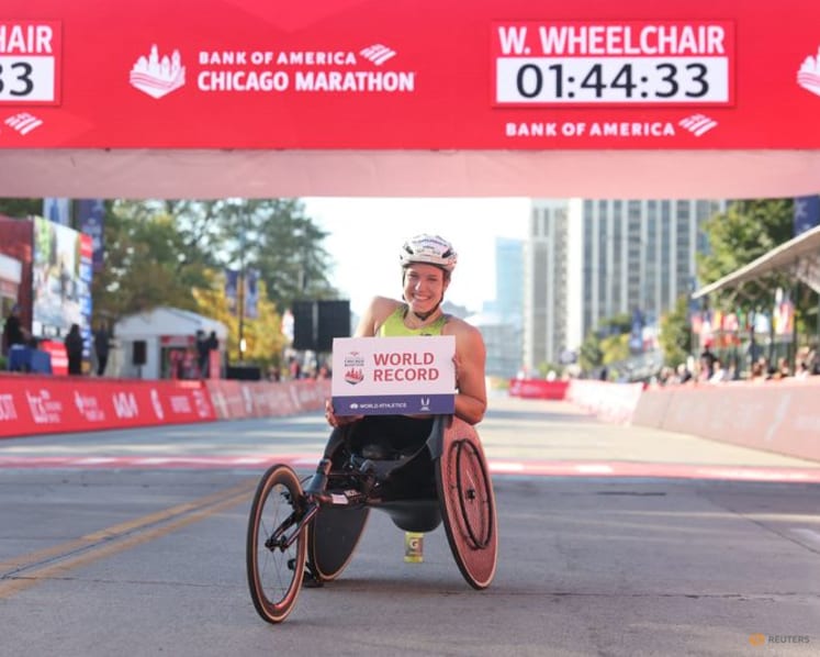 Dominant Kipruto wins Chicago Marathon