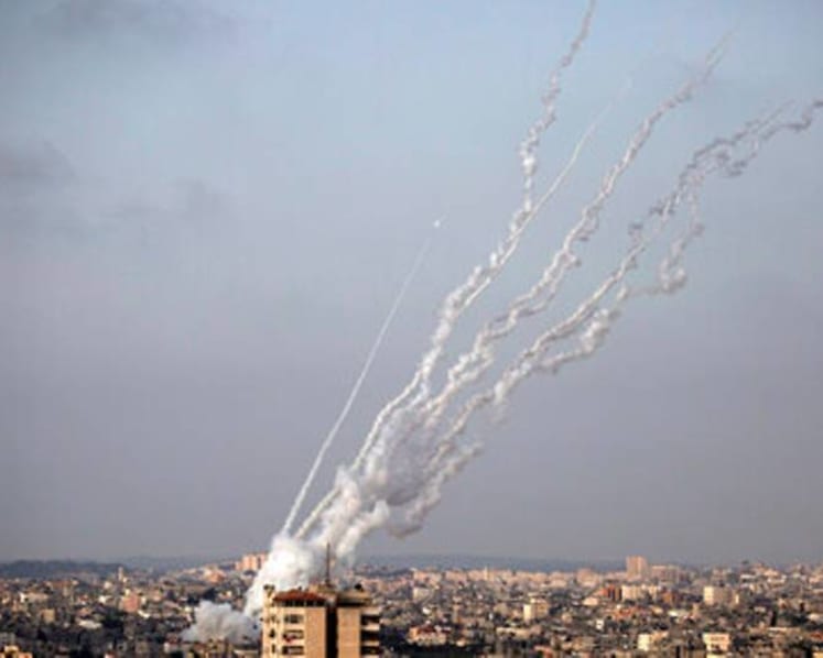 Gaza-based journalists in Hamas chat blocked from WhatsApp 