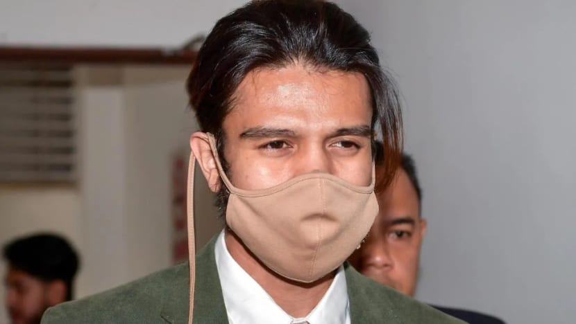 Mahkamah lepaskan sementara pendakwah selebriti Da'i Syed dari penjara sehingga rayuan didengar Mahkamah lepaskan sementara pendakwah selebriti Da'i Syed dari penjara sehingga rayuan didengar